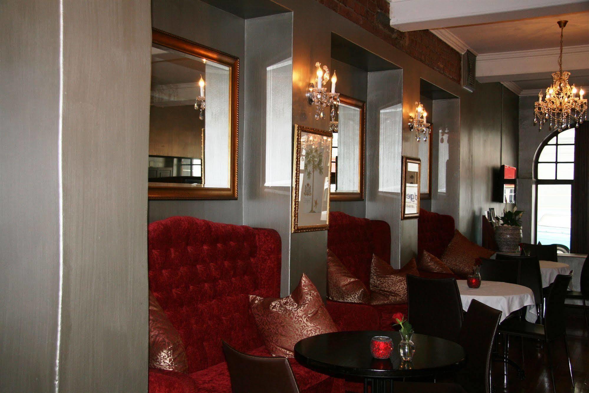 Tudor Hotel Cape Town Bagian luar foto