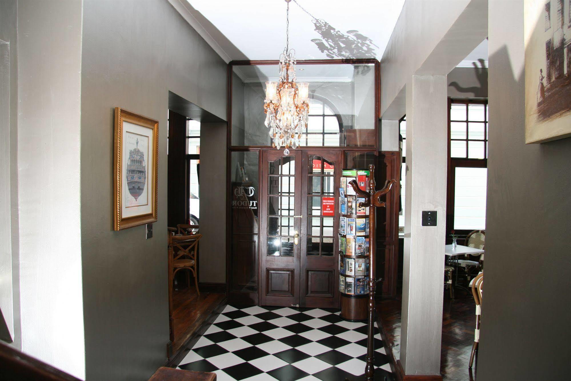 Tudor Hotel Cape Town Bagian luar foto